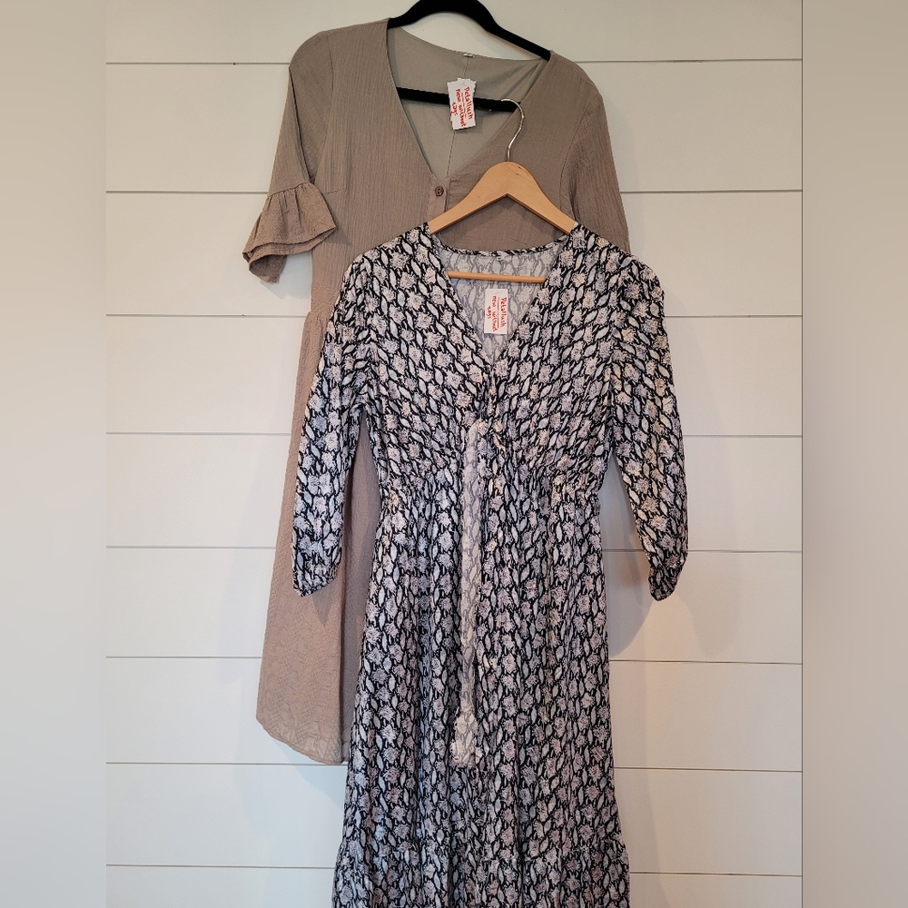 Petallush Dresses, size Medium, new without tags